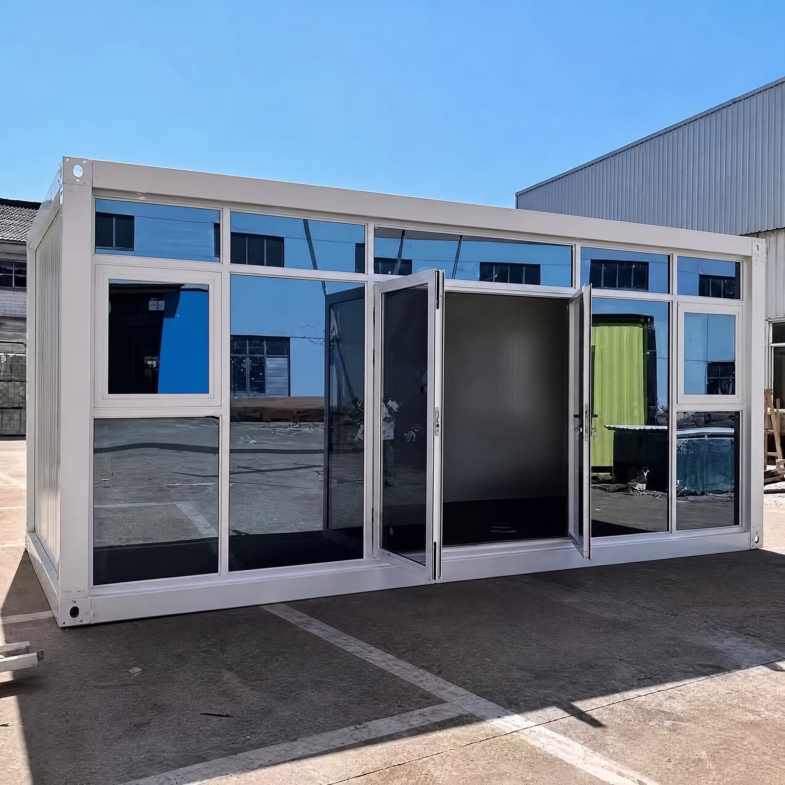 Container văn phòng mặt kính